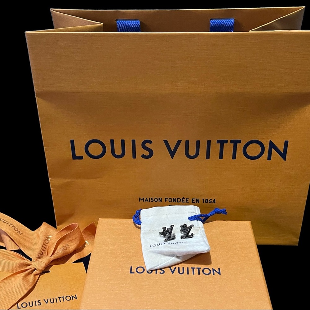Louis Vuitton LV Iconic Jet Black Earrings